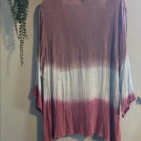 2/$12 Greater Good Rayon Blouse Butterfly Print Crinkle Gauze Tie Dye Ombré - Picture 6 of 9